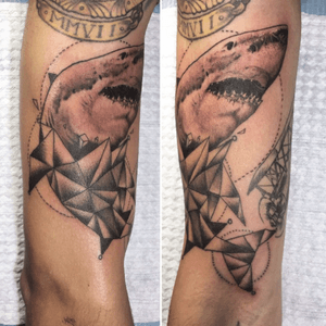 Shark and geometric tattoo #ink #tattoo #costaricatattoo #supportyourartist #blackandgreytattoo 