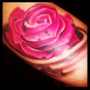 #pretty #rose #girltattoos #pinkrose 