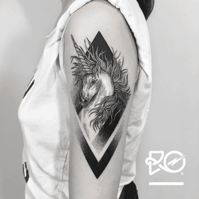 By RO. Robert Pavez • Sweet Unicorn • Done in Studio Les Fleurs du mal - Paris - 🇫🇷 2017 #engraving #dotwork #etching #dot #linework #geometric #ro #blackwork #blackworktattoo #blackandgrey #black #tattoo #fineline #unicorntattoo 