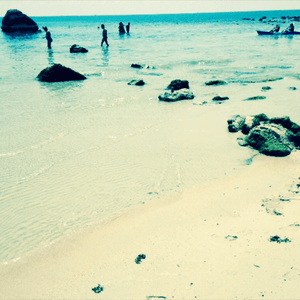 #beach #bluewater #smallpicture #holiday #thailand #whitesand #sand 