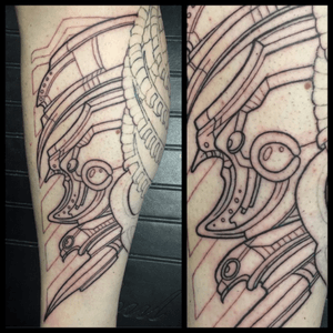One side of the mech calf coverup I threw some more lines onto today. Painful spot as both sides ride up on his shin but the effect is definitely starting to take shape. Thanks for looking! #tattoo #tattoos #tattooed #yeg #yegtattoos #edmonton #edmontontattoo  #edmontontattooartist #cheyenne #cheyennetattooequipment #fusionink #tattoooftheday #tattoosofinstagram #canadianink #getink #ink #art #skinart #mechanical #mechanicaltattoo #biomech #biomechtattoo #calftattoo #calf #coverup #inprogress #linework 