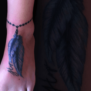 #tattoo #tattooed #ink #inked #feather #feathertattoo #hope #color #czechrepublic #pavluss 