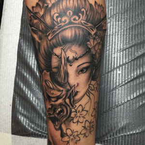 In progress japanese geisha #realistictattoo #iambuddyng #hongkong #tattooart #geishatattoo 