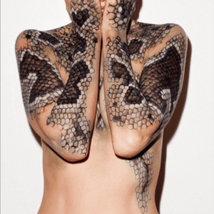 WOW #snake #scales #snakeprint #sleeve #fullbody #crazy 