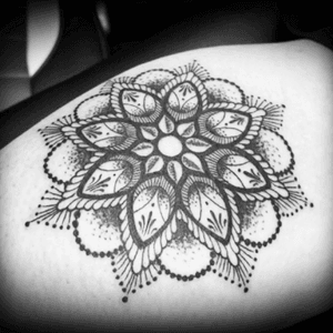 I'm loving my new tattoo. 3 & 1/2 hours well spent as achieved loads of detail. My gorgeous dot work mandala ❤️