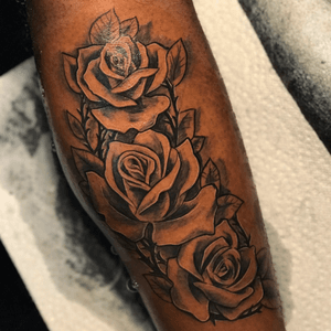 Roses tattoo #rokmatic #roses #rosestattoo 