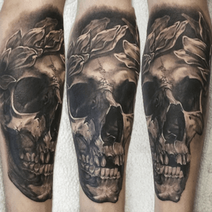 #Tattoodo #tattoo #skulltattoo #CoverUpTattoos #anatomicalskull 
