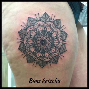 #bims #bimskaizoku #bimstattoo #mandala #mandalastyle #paris #paname #paristattoo #ink #inked #inkedgirl #tatouage #tatouages #tatoueur #tattooworkers #tattoomodel #tattoo #tattoos #tatt #tattoogirl #tattoolover #tattooing #tattooartist #tattoodo #tattoo2me #tattedgirls #tattootime #tatts 