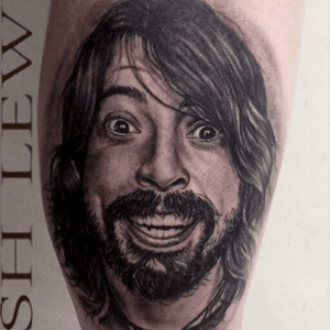 #DaveGrohl done by the amazing #AshLewisTattoo 
