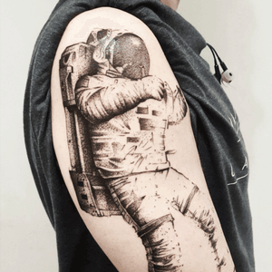 #BernardoLacerda #astronaut #space #moon 