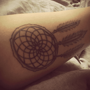 Just a simple dreamcatcher, may get some colour and more detail put into it one day :). Done at Ravenskin, Newport, isle of wight #dreamcatcher #ravenskin #isleofwight