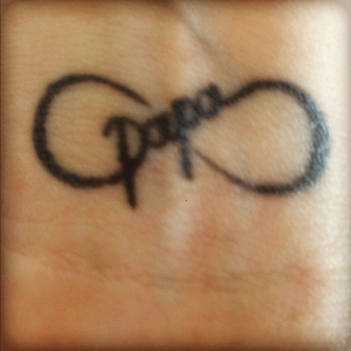 Tattoo uploaded by Manon-Lou • #daddy #papa #infinitytattoo #family •  Tattoodo