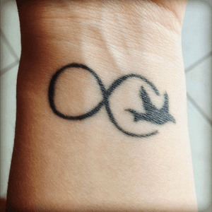 Bird and infinity... To remind me to be free