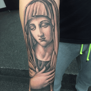 Mary mother #tattoo #blackandgrey 