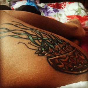 Love my jellyfish tattoo #seacreatures #tymelesstattoo