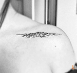 Nº580 5 Águilas Blancas #tattoo #tattooed #ink #inked #girlswithtattoos #shouldertattoo #mountaintattoo #cincoaguilasblancas #sierranevada #merida #venezuela #bylazlodasilva