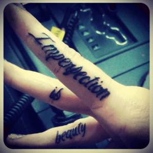 Imperfection is beauty #fingertatts 