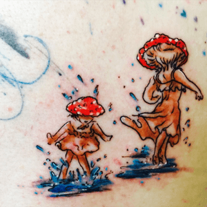 Old fashion #lady & #girl #Toadstools in the #rain #Tattoo by #SmelWink #Australia #watercolor #victimsofink 