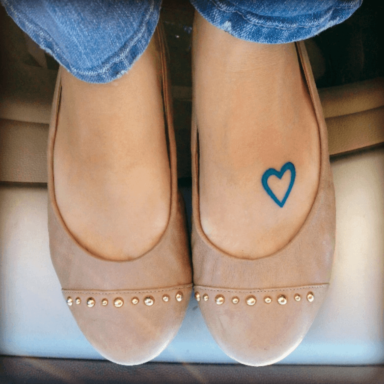 Why Everybody Loves Taylor Swift Plus Does Taylor Swift Have a Heart  Tattoo on Her Foot  Family Friendly Daddy Blog