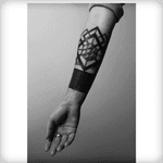 #dotyk #blackwork #armband #geometric 