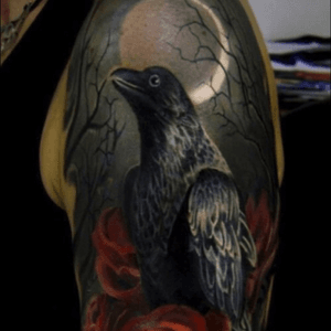 A raven tattoo with the moon, trees and roses #dreamtattoo 