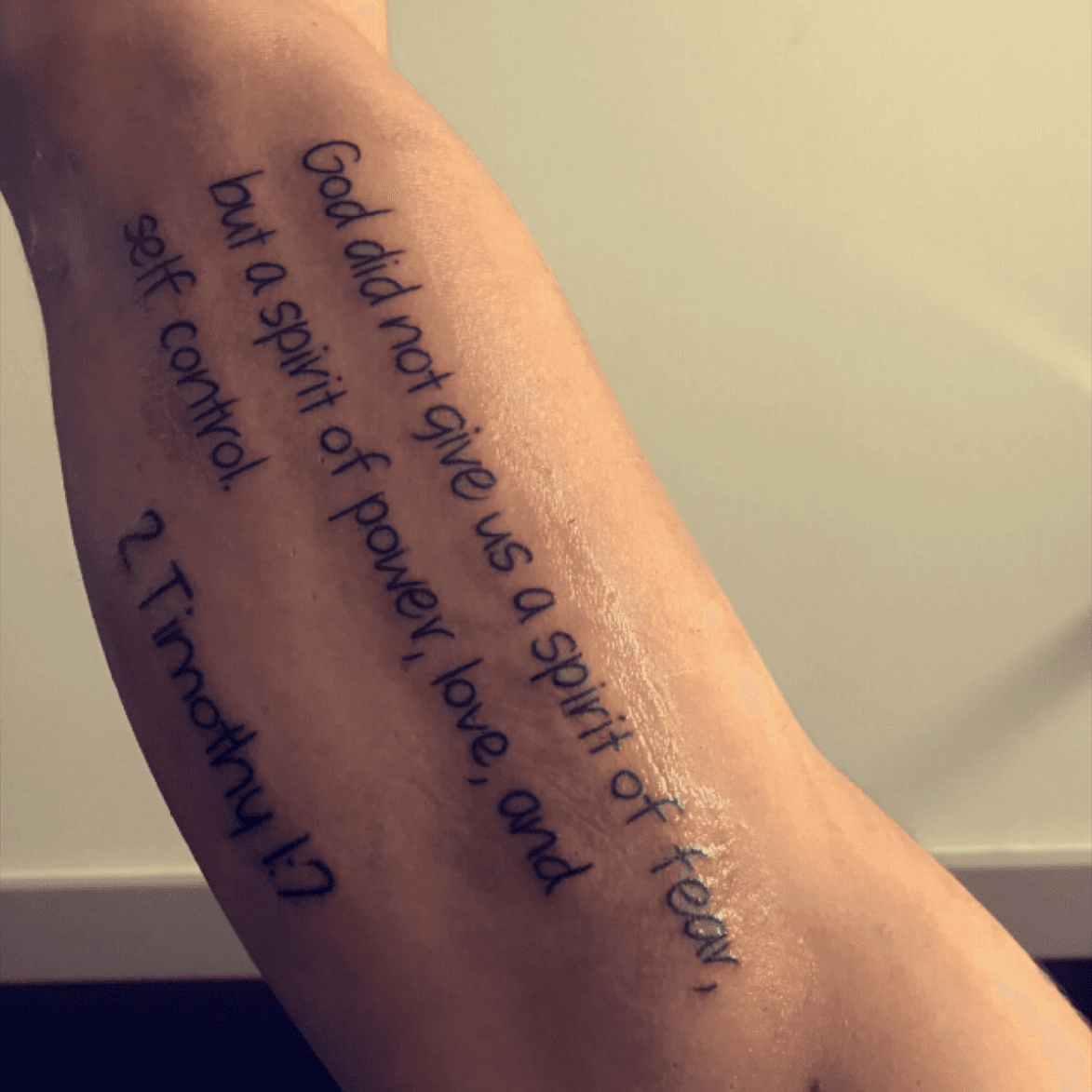 20 Simple Quote Tattoo Ideas for Women - Mom's Got the Stuff