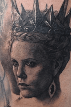 #tattoo #tattoos #tattooed #tattooart #inked #inkedup #tattooartist #tats #blackandgreytattoo #realistic #realism #realistictattoo #portrait #portraittattoo #drawing #snowwhite #actress #ink
