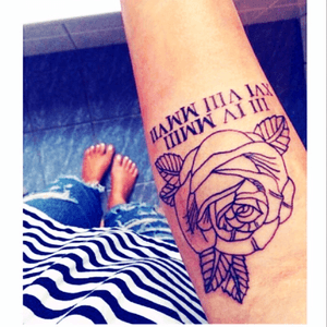 #tattoo #tatouage #rose #girl #inkedgirl 