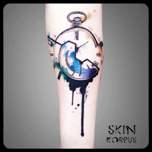 #abstract #watercolor #watercolortattoo #watercolortattoos #watercolour #clock #watch made  @ #absolutink by #watercolortattooartist #watercolorartist #skinkorpus 