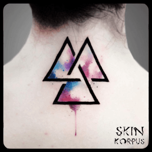 #watercolor #watercolortattoo #watercolortattoos #watercolour #triangles #geometric made  @ #absolutink by #watercolortattooartist #watercolorartist #skinkorpus 