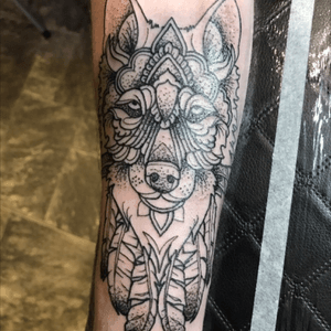 Mandala wolf #tattoo #tattoos #ink #tattooflash #tattoodesign #illustrated #illustrator #illustration #illustratorsoninstagram #instadrawing #instaillustration #drawing #art #wolftattoo #mandalatattoo #mandalawolf 
