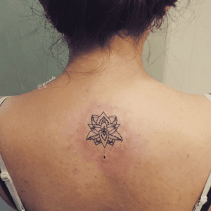 #tattoo #mandala #lotus #fineline #dotwork #ycoiado #minimal #smalltattoo 