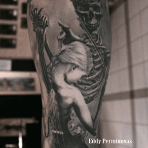 Healed around two years old #venomtattoosupply #lithuanianirons #inkjecta #kwadrontattoogallery #inprogress #art #blackandwhite #blackandgreytattoo #skull #inkstagram #bnginksociety #tattoodo #tattooartist #ink #sullenartcollective #tattoo #tattooed #tattooistartmag #inked #inksav #skinartmag #inkedmag #tattoolife #inkfreakz #ornaments #tattooartist #tattooart #tattooofinstagram #tattoooftheday