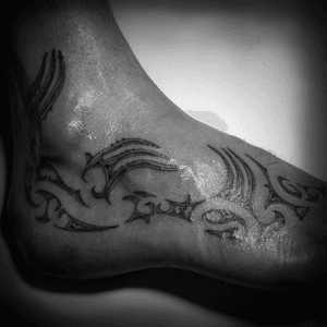 Ta moko taniwha foot piece #mokowaewae #moko #waewae #maori #foottattoo #tamoko #Moko #maorimoko 