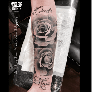 Beautiful couple roses tattoo#tattoo#tattoos#tattooink#tattooing#tattooed#tattooer#tattooist#dreamtattoo#megandreamtattoo#tattooart#blackandgreytattoo#realism#hyperrealism#professional#artist#inked#inkgirls#rosetattoo 