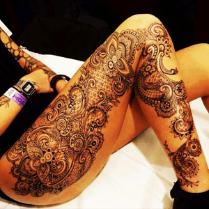 That's definitely the kind of tattoo inwould like Mr Ami to ink on my leg if I win! #dreamtattoo 