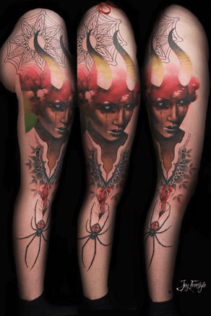 “The devil inside” Collaboration I’ve done with Jenna Kerr for #TheKaosTheoryProject #JayFreestyle #tattoo #tattooartist #watercolortattoo #legtatt #girltattoo #Collaboration #colortattoo 