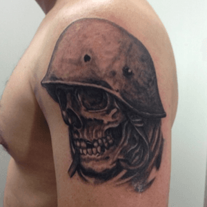 Done some time ago. #tattoo #skull #skulltattoo #Tattoodo 