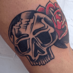#skull#rose#boldasfuck#tattoo 