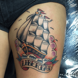Ship tattoo #lnk #tattoo #traditionaltattoo #oldschooltattoo #CostaRicaTattoo #costaricatattoos #supportyourartist