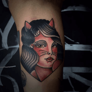 #traditionaltattoo #oldschooltattoo #pinup #girl #electricink #oldschoolflash #traditionalflash #tattooflash #girls #girl #pinup #cat 