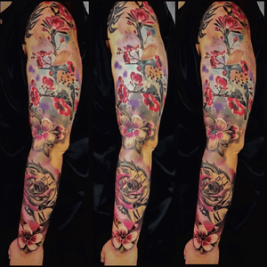 Finisced #fliwers #color #bishoprotary #fusionink #realistic #tattoo #ink #sullen #sillenclothing