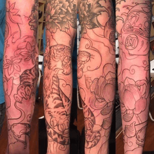 My Japanese sleeve is well under way! 😜#japanesetattoo #japanesesleevetattoo #tattoo #tiger #inkedup 