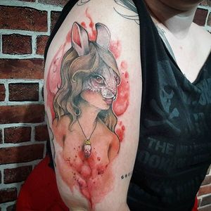 Foi um prazer enorme fazer essa tattoo!  Obrigado pela confiança e todo o carinho Carol #brasil #saopaulo  #tguest #aquarelatattoo #watercolortattoo #rabbitlady