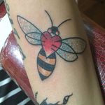 Love Bee. #mickmetal #revolutiontattoocompany #bee #insect #heart