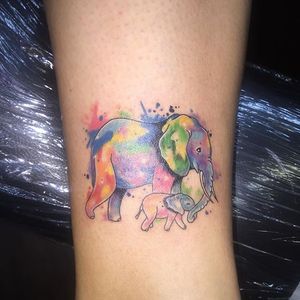 Watercolor mother elephant and baby #watercolor #pstrokes_tattoos #elephant #elephants #animal 