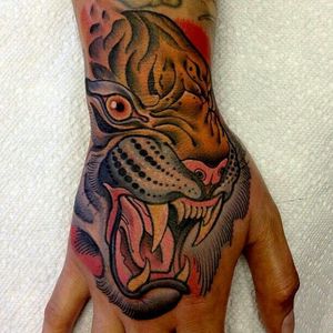 #neotraditional #tiger #hand