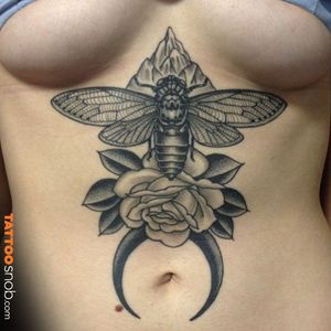 #underboob #insect #rose #moon #nature