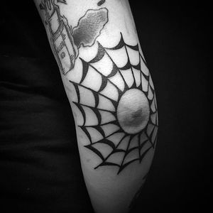 Wicked walk-in webs by Caitlin Drake McKay Come get tattooed!
