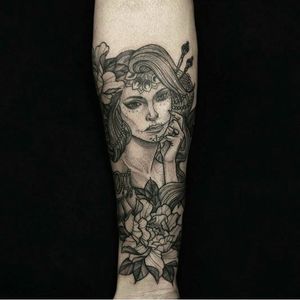 Tattoo by Sob a Pele Tattoo Shop